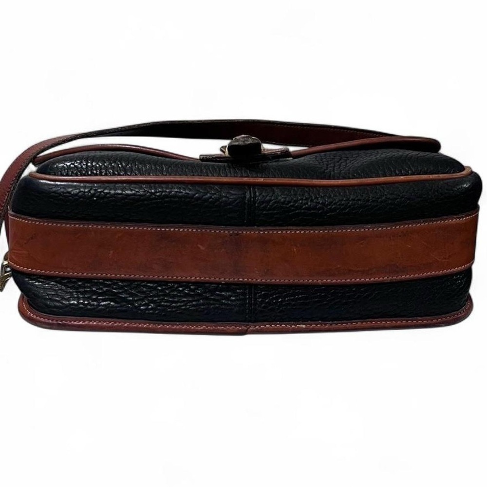 Dooney & Bourke - Picture 4 of 9